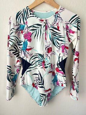 Carve Designs All Day Long Sleeve One Piece Tropical Print Swimsuit Size Large